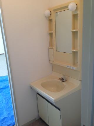 洗面化粧台 Before